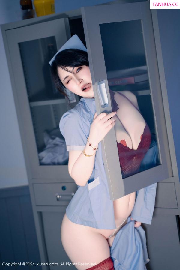 陈诗诗 诗诗 [XiuRen]高清写真图 2024.07.15 No.8859 诗诗kiki 美臀性感第44张图片